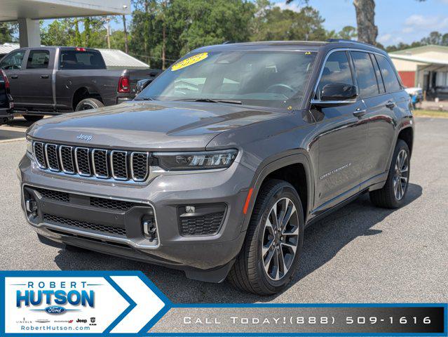 2022 Jeep Grand Cherokee Overland 4x2