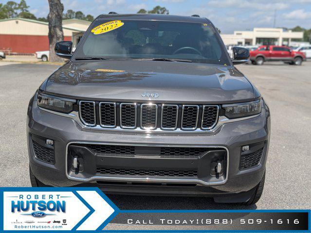2022 Jeep Grand Cherokee Overland 4x2