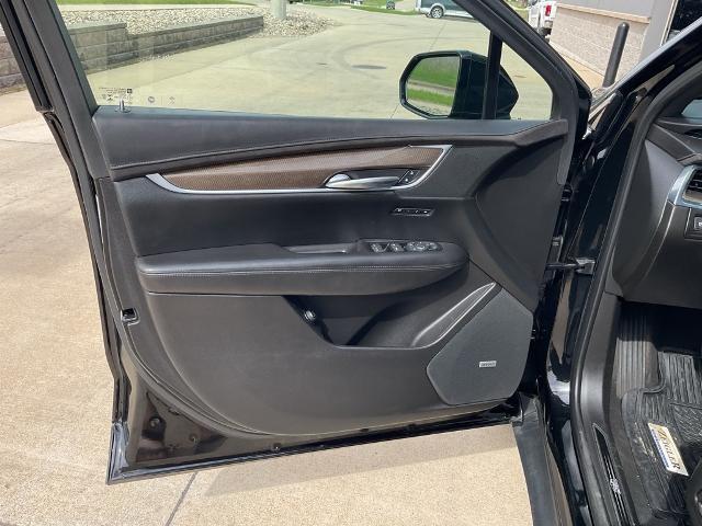 2019 Cadillac XT5 Platinum