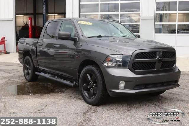 2017 RAM 1500 Express Crew Cab 4x2 57 Box