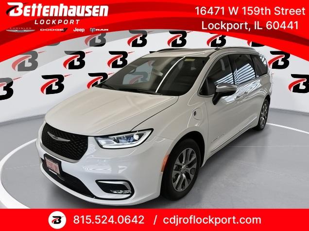 2025 Chrysler Pacifica Hybrid PACIFICA PLUG-IN HYBRID PINNACLE