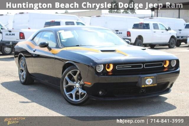 2015 Dodge Challenger SXT Plus