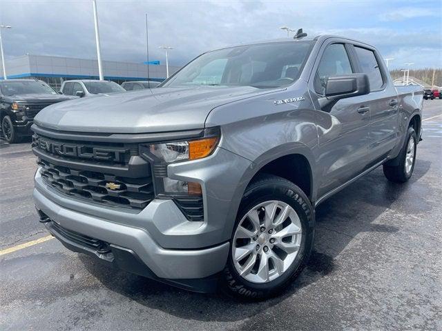 2023 Chevrolet Silverado 1500 4WD Crew Cab Short Bed Custom