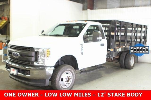 2018 Ford F-350 Chassis XL