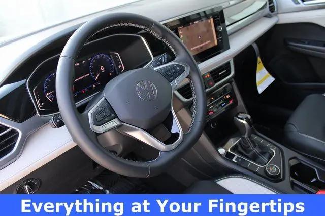 2025 Volkswagen Taos 1.5T SEL