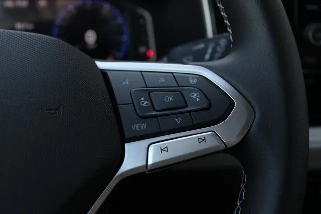 2025 Volkswagen Taos 1.5T SEL