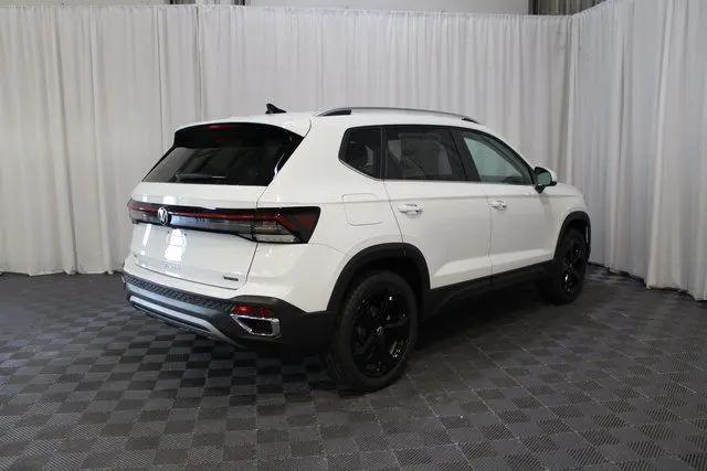 2025 Volkswagen Taos 1.5T SEL