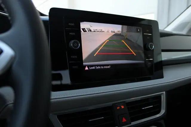 2025 Volkswagen Taos 1.5T SEL