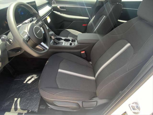 2025 Hyundai Sonata SE