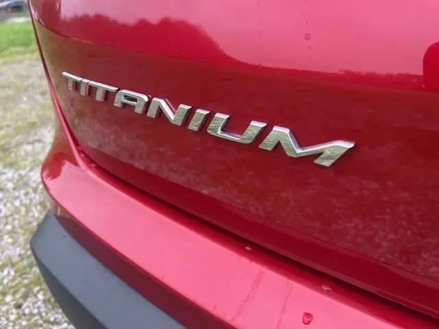 2024 Ford Edge Titanium