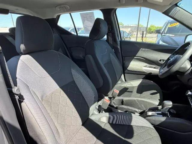 2019 Nissan Kicks SV