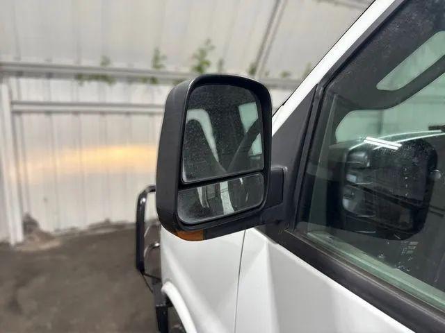 2017 Chevrolet Express LT