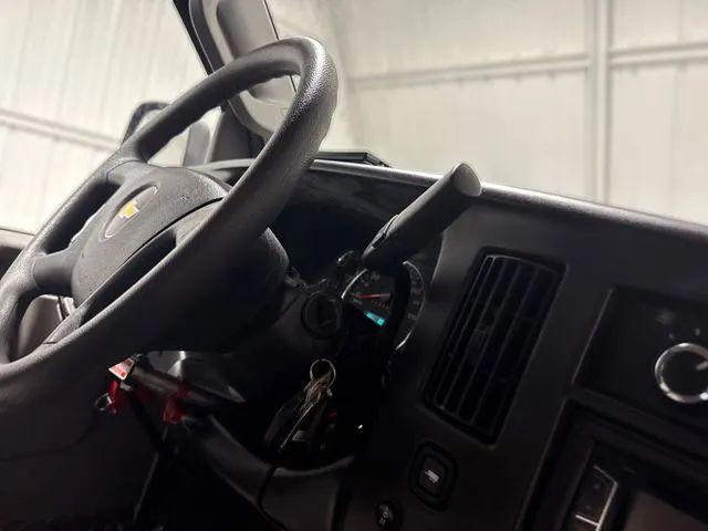 2017 Chevrolet Express LT