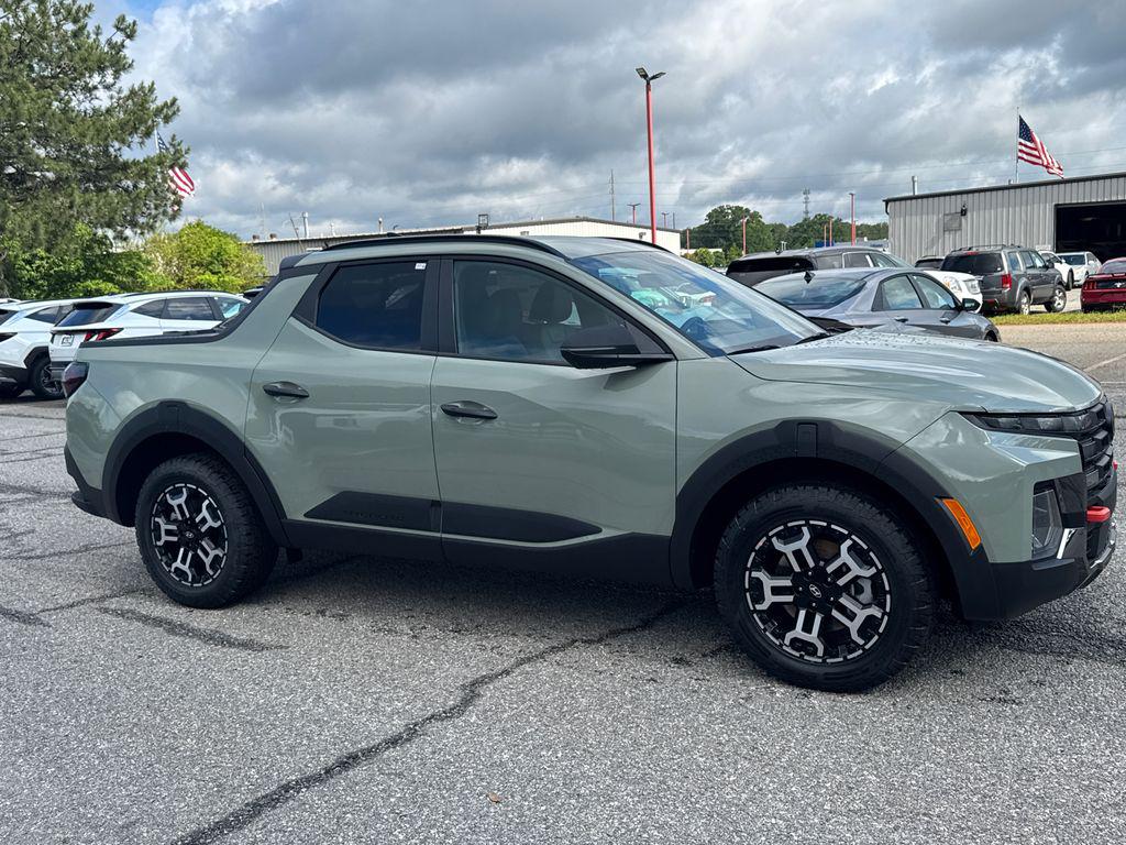 2025 Hyundai Santa Cruz XRT photo 2