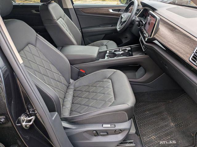 2025 Volkswagen Atlas 2.0T SEL Premium R-Line