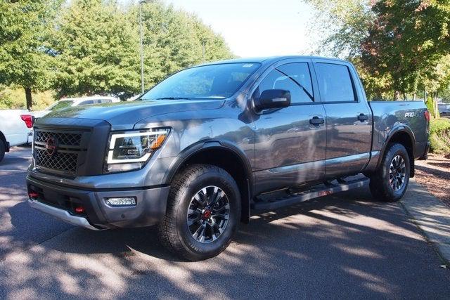 2024 Nissan TITAN Crew Cab PRO-4X 4x4