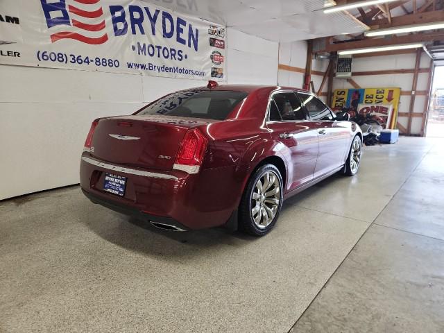2018 Chrysler 300 Limited