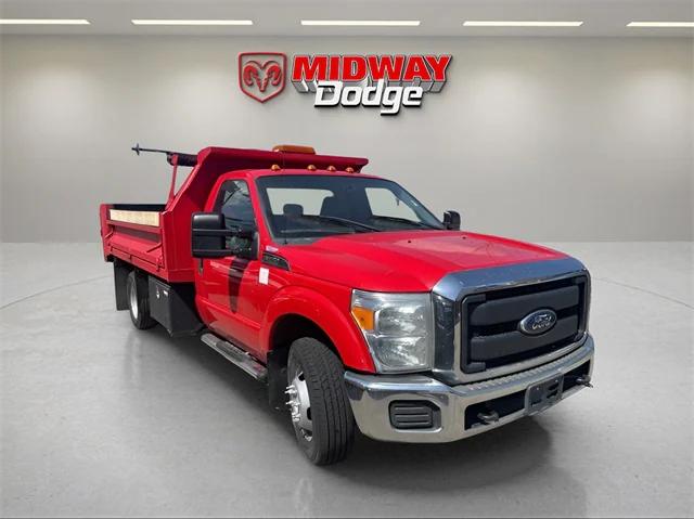 2016 Ford F-350 Chassis XL