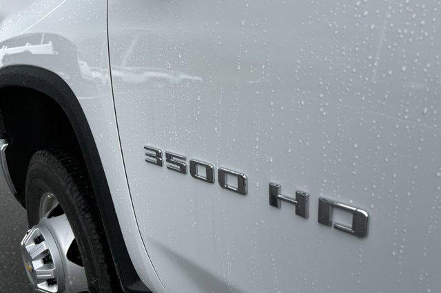2025 Chevrolet Silverado 3500HD Work Truck
