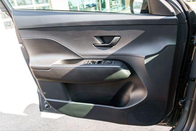 2025 Hyundai Kona EV SEL
