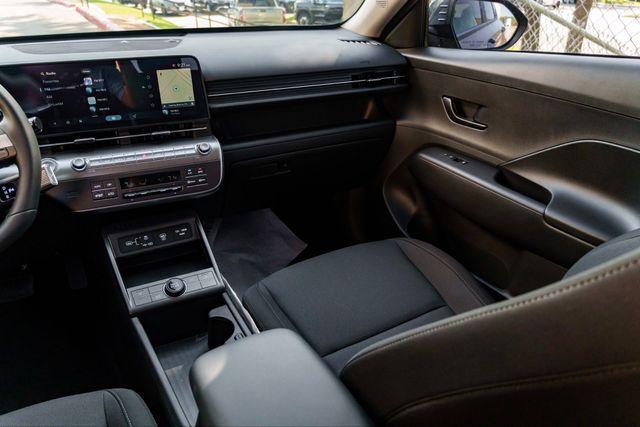 2025 Hyundai Kona EV SEL