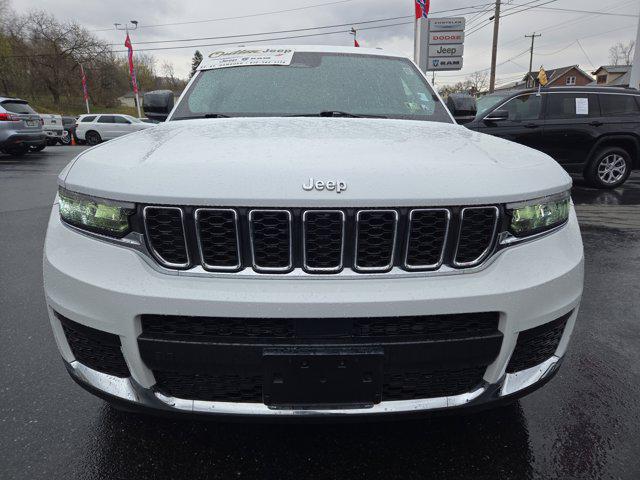 2021 Jeep Grand Cherokee L Laredo 4x4