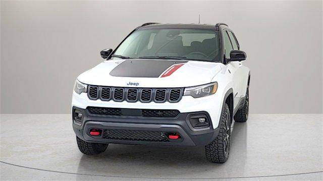 2025 Jeep Compass COMPASS TRAILHAWK 4X4