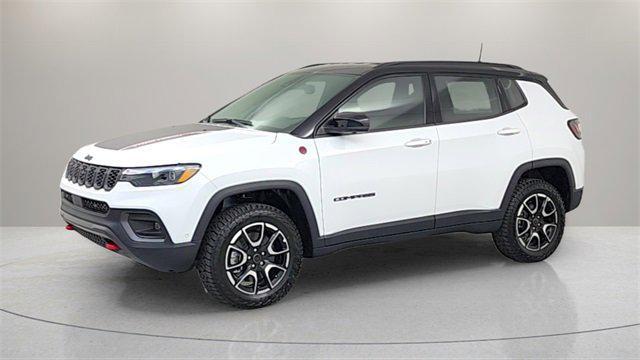 2025 Jeep Compass COMPASS TRAILHAWK 4X4