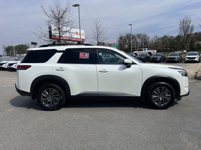 2024 Nissan Pathfinder SV 4WD