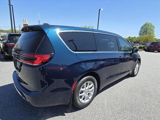 2025 Chrysler Pacifica PACIFICA SELECT
