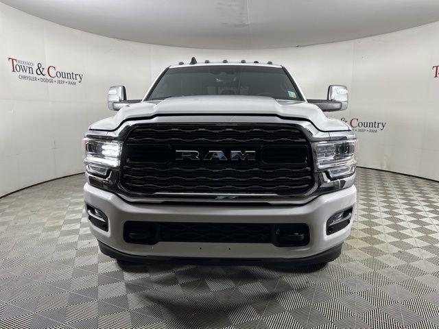 2024 RAM 3500 Limited Mega Cab 4x4 64 Box