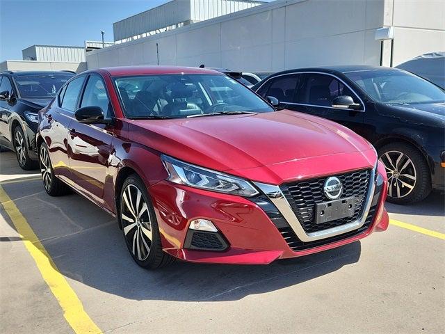 2022 Nissan Altima SR Intelligent AWD