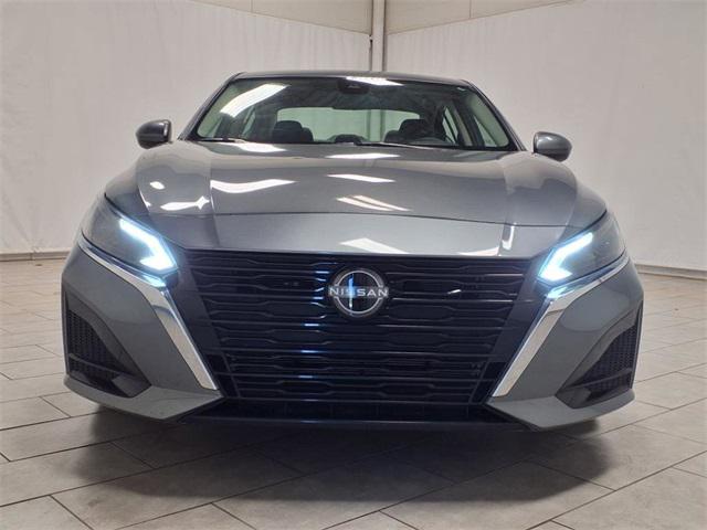 2023 Nissan Altima SV FWD