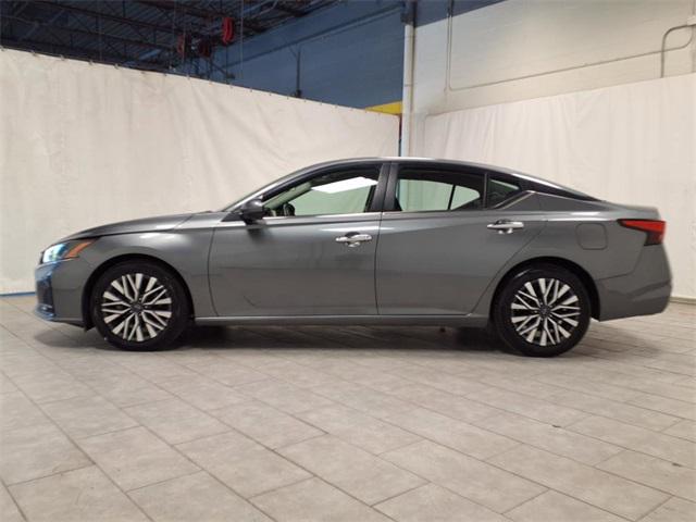2023 Nissan Altima SV FWD