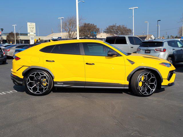 2024 Lamborghini Urus Performante