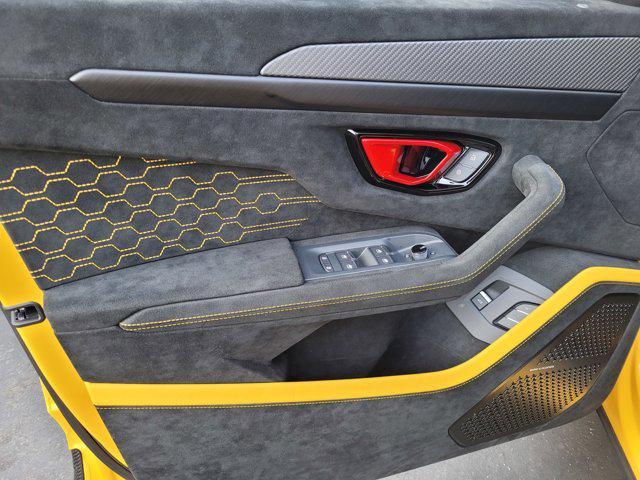 2024 Lamborghini Urus Performante