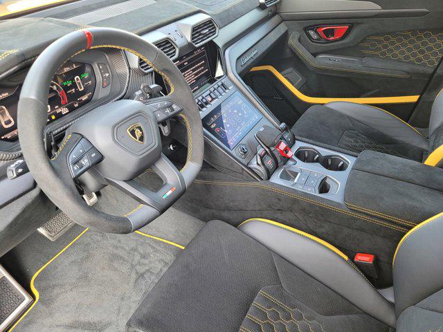 2024 Lamborghini Urus Performante