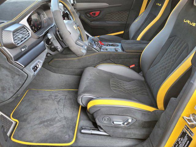 2024 Lamborghini Urus Performante