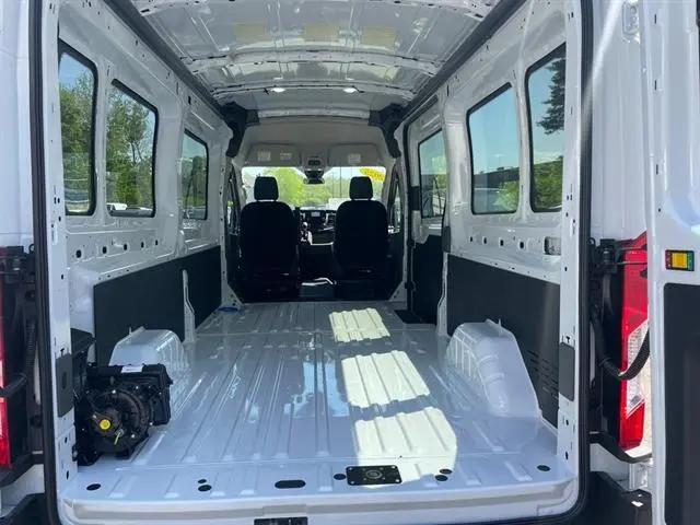 2025 Ford Transit Cargo Van T-350