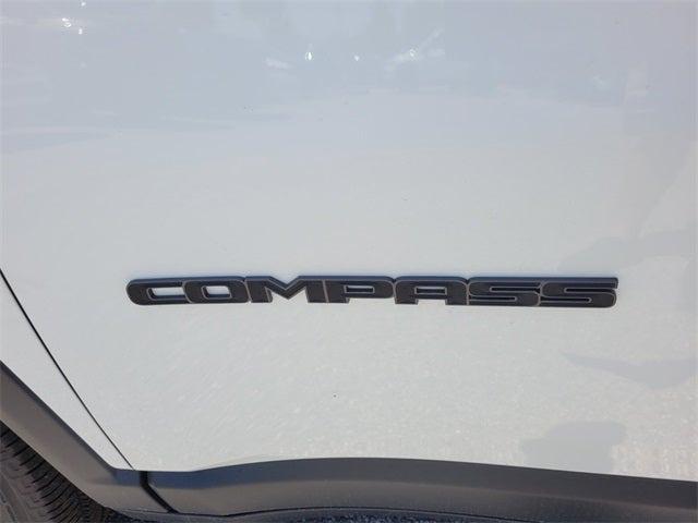 2025 Jeep Compass COMPASS LATITUDE 4X4