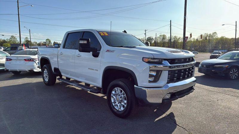 2023 Chevrolet Silverado 2500HD 4WD Crew Cab Standard Bed LT