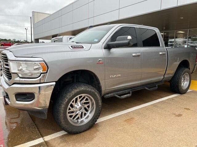 2020 RAM 2500 Big Horn Crew Cab 4X4 64 Box