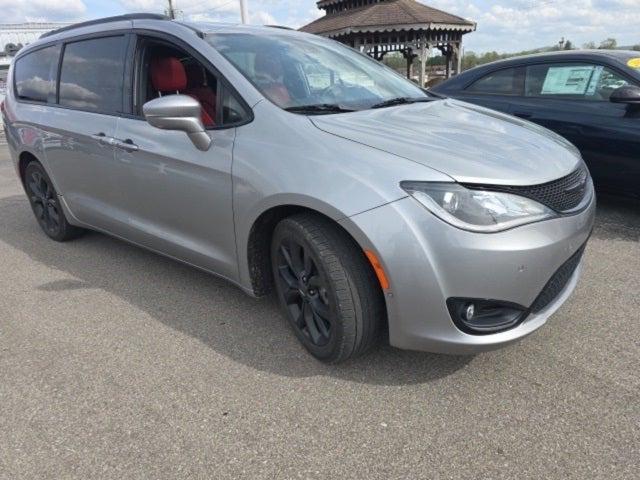 2020 Chrysler Pacifica Red S Edition