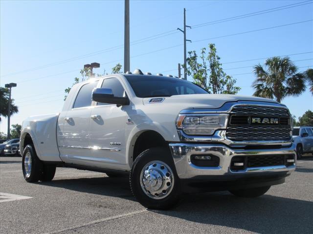 2022 RAM 3500 Limited Mega Cab 4x4 64 Box