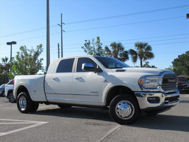 2022 RAM 3500 Limited Mega Cab 4x4 64 Box