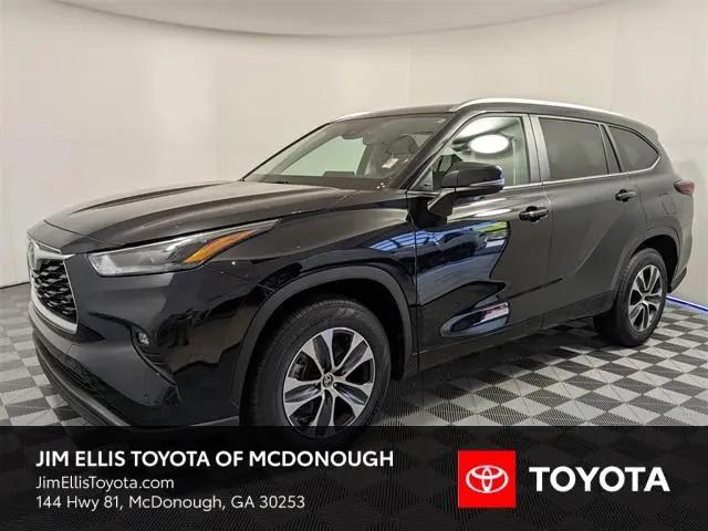 2024 Toyota Highlander LE for sale in McDonough, GA