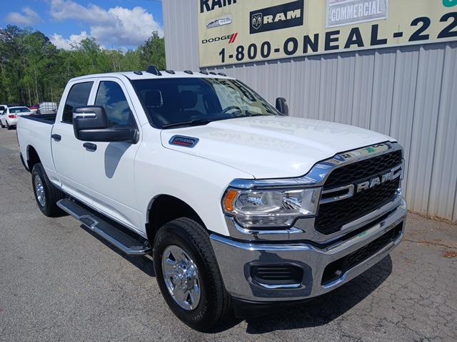 2024 RAM 2500 Tradesman Crew Cab 4x4 64 Box