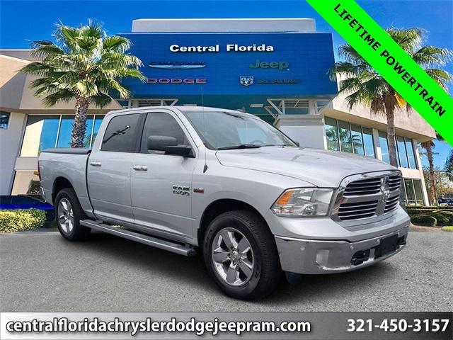 2017 RAM 1500 Big Horn Crew Cab 4x4 57 Box