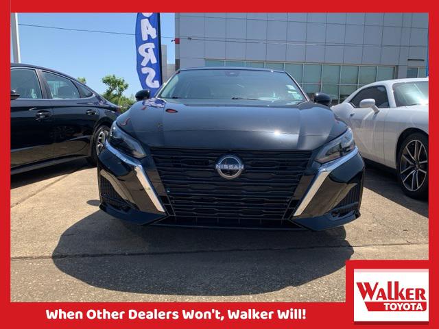 2024 Nissan Altima SL FWD
