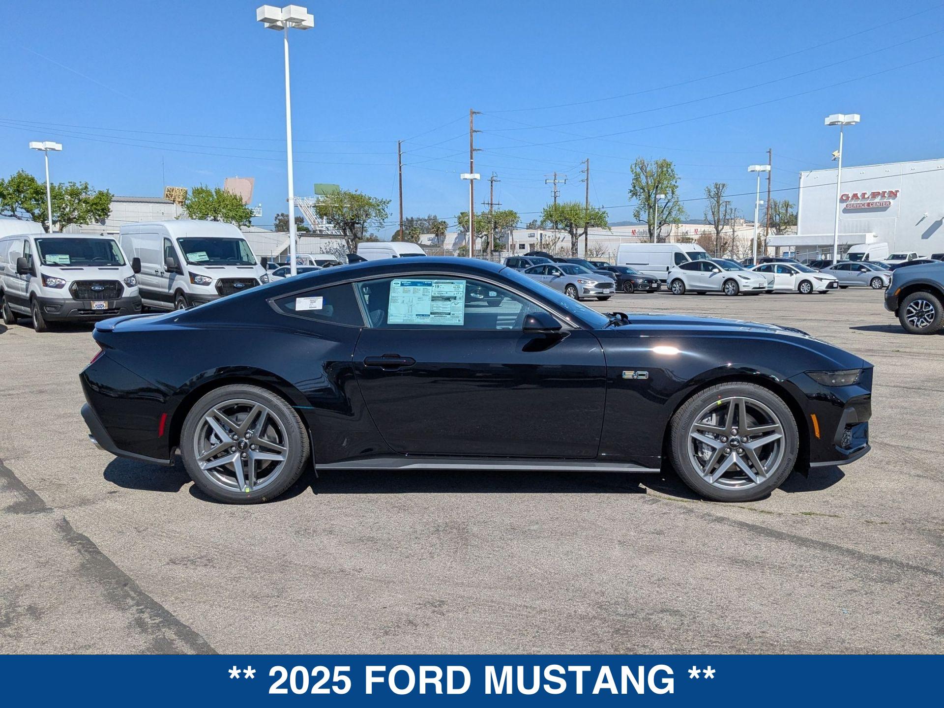 2025 Ford Mustang GT Premium